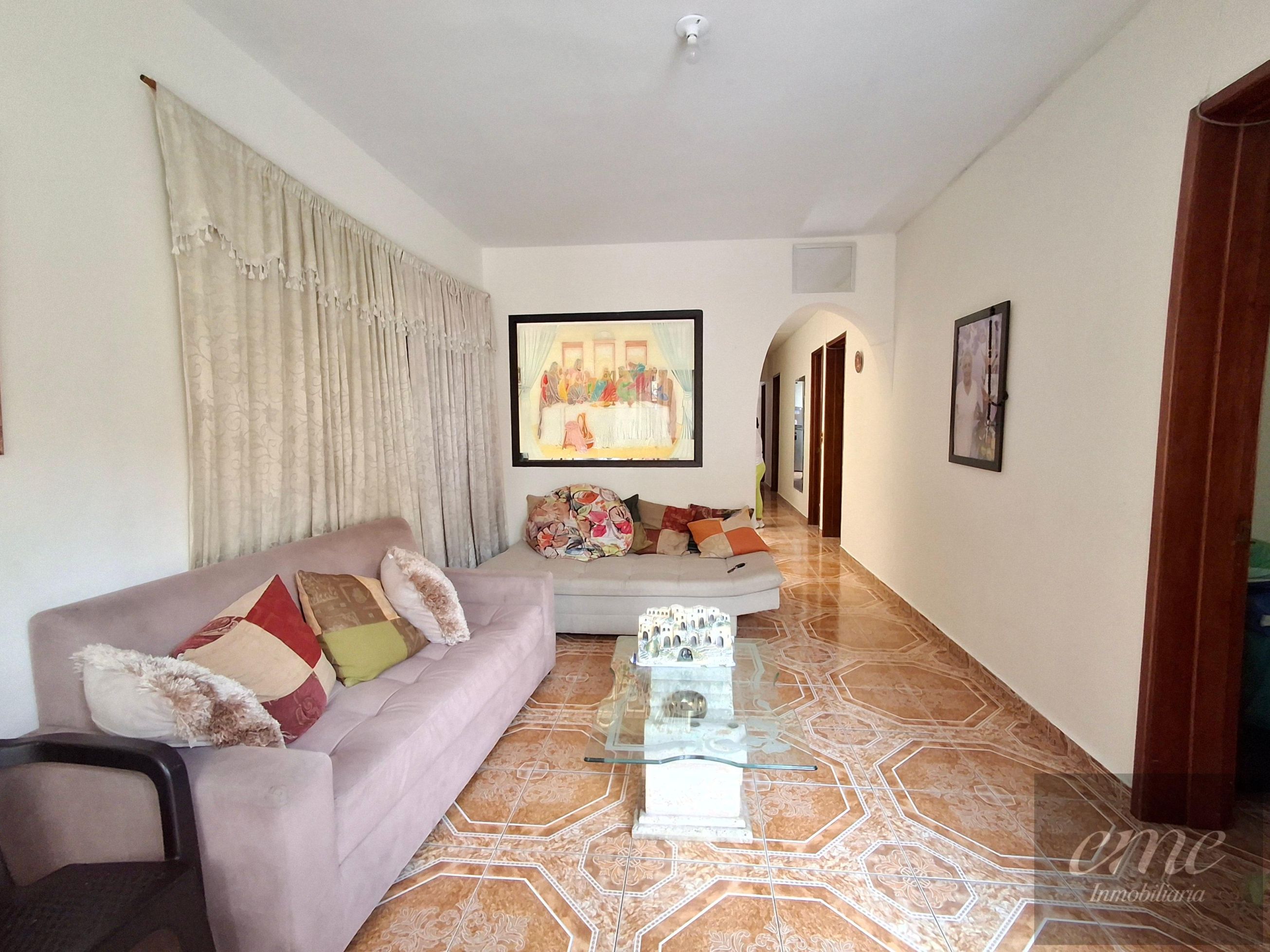 Casa en venta Antioquia Itagüí Los Naranjos 126 m2 Habitaciones 5 Baños 2 Garajes 0 Precio $680000000