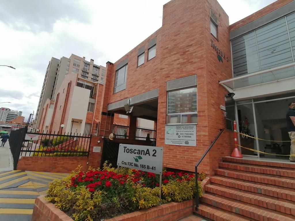 Casa en venta Cundinamarca Bogotá Pradera Norte 105 m2 Habitaciones 3 Baños 3 Garajes 1 Precio $550000000