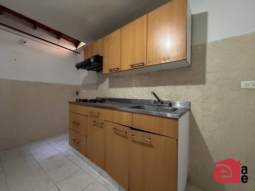 Apartamento en arriendo Antioquia Envigado Zona Centro 60 m2 Habitaciones 2 Baños 1 Garajes 0 Precio $1800000