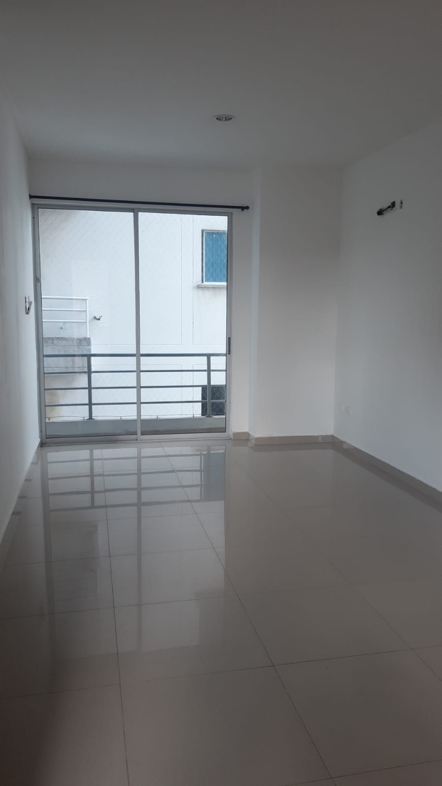 Apartamento en arriendo Atlántico Barranquilla El Porvenir 77 m2 Habitaciones 2 Baños 2 Garajes 1 Precio $2400000