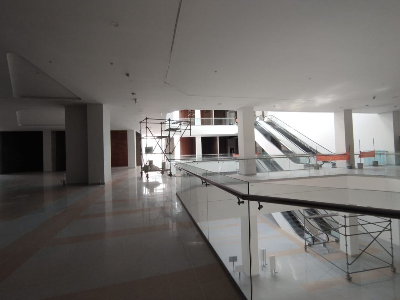 Local en arriendo Antioquia Medellín Laureles 32 m2 Habitaciones 0 Baños 0 Garajes 0 Precio $5500000