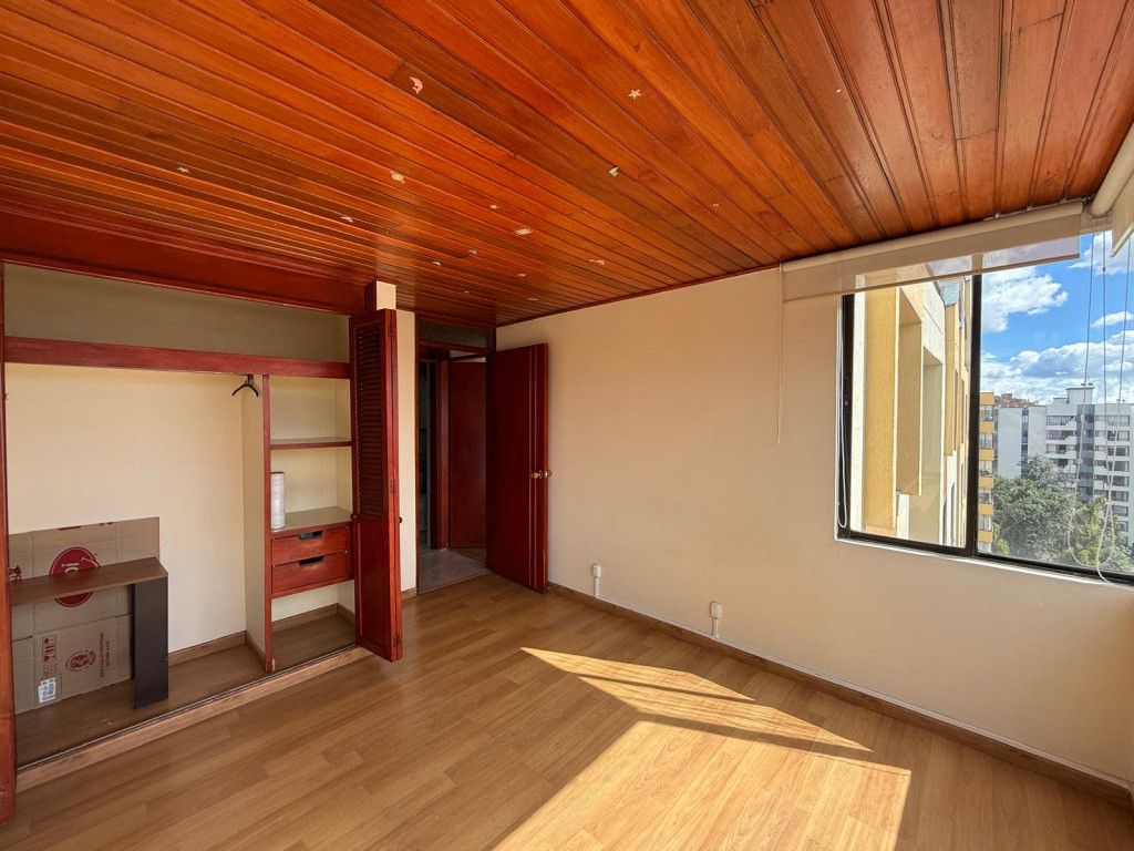 Apartamento en arriendo Cundinamarca Bogotá Ciudad Salitre Occidental 80 m2 Habitaciones 3 Baños 2 Garajes 1 Precio $4000000
