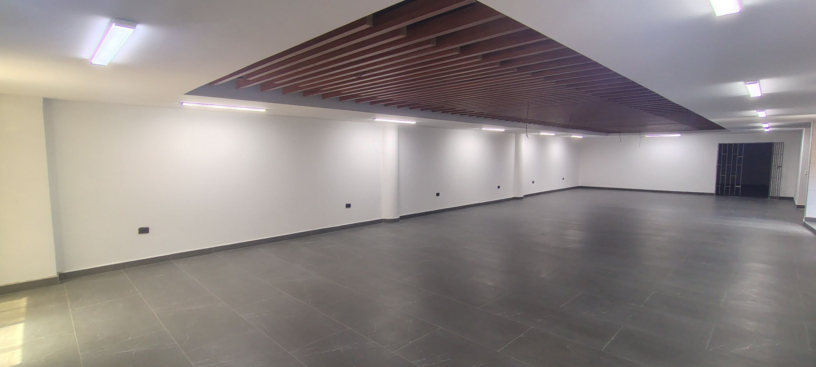Local en arriendo Antioquia Rionegro El Porvenir 210 m2 Habitaciones 0 Baños 2 Garajes 0 Precio $12600000
