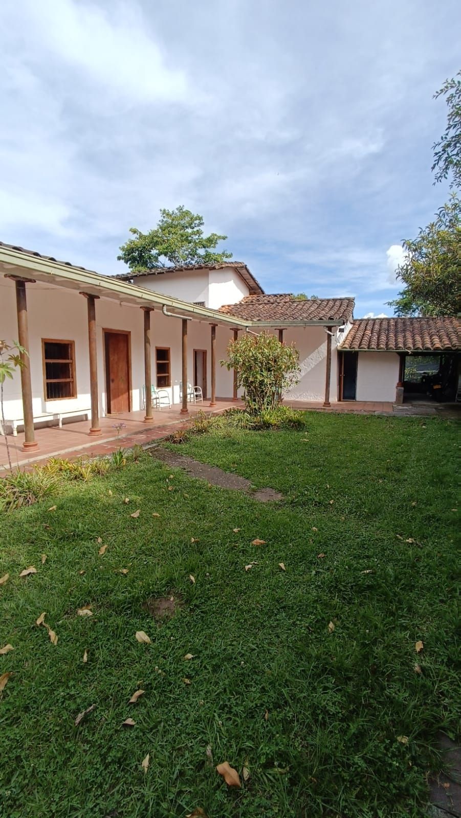 Finca en arriendo Antioquia Rionegro Ub Lotus Et I 330 m2 Habitaciones 7 Baños 4 Garajes 0 Precio $5000000