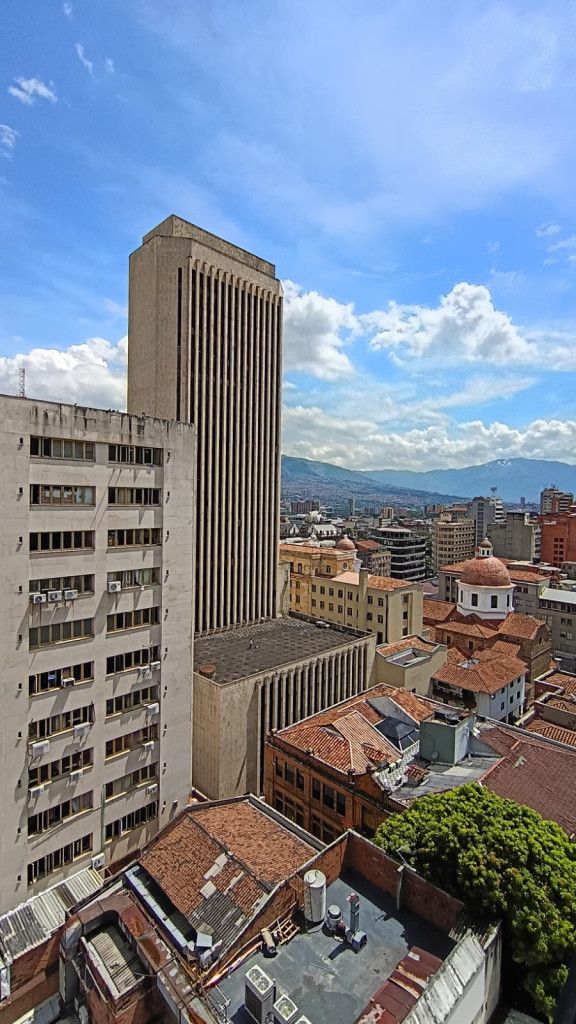 Oficina en venta Antioquia Medellín La Candelaria 38 m2 Habitaciones 0 Baños 1 Garajes 0 Precio $220000000