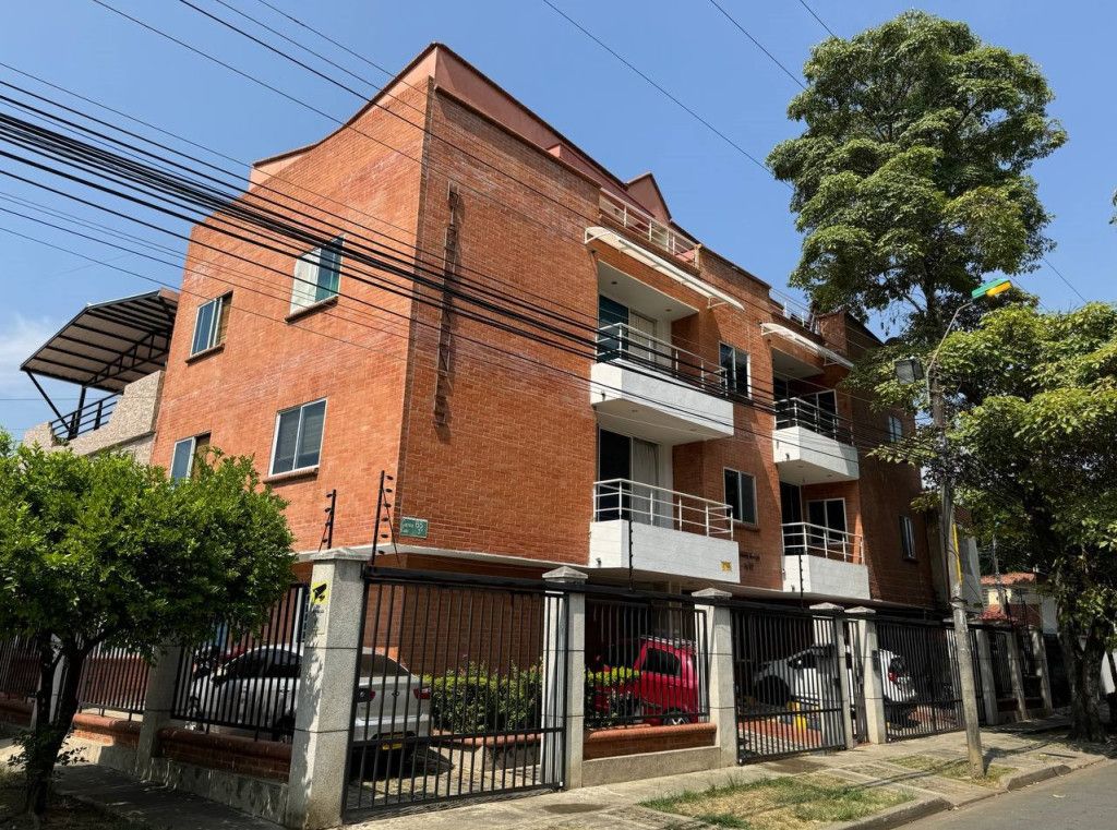 Apartamento en arriendo Valle Del Cauca Cali El Refugio 62 m2 Habitaciones 2 Baños 1 Garajes 0 Precio $1600000