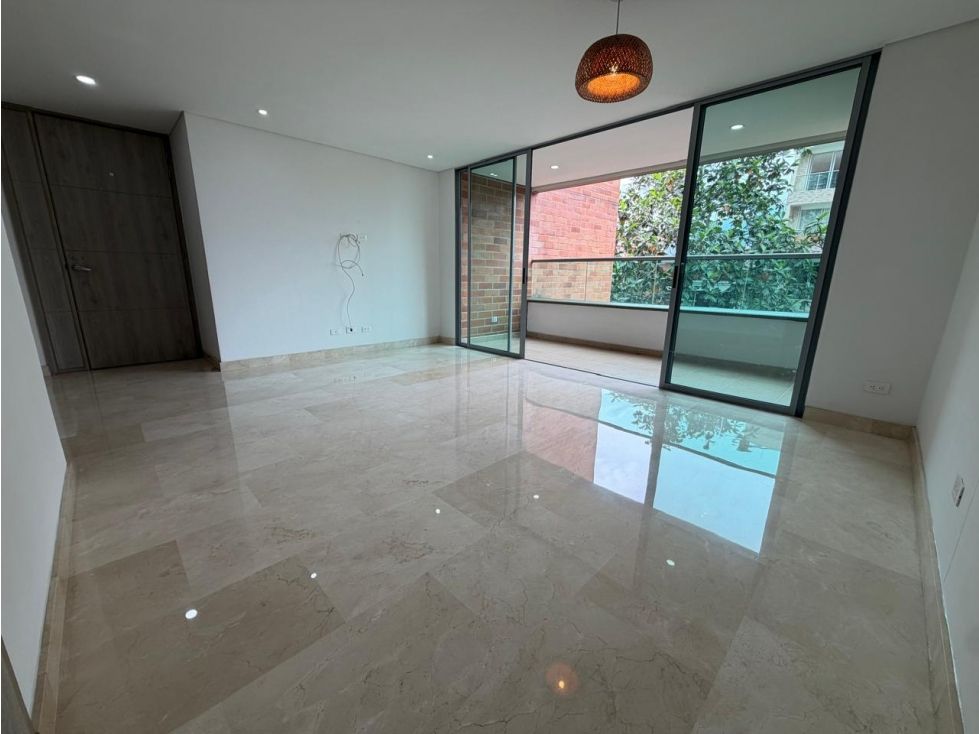 Apartamento en arriendo Antioquia Medellín Bolivariana 130 m2 Habitaciones 3 Baños 4 Garajes 2 Precio $5500000