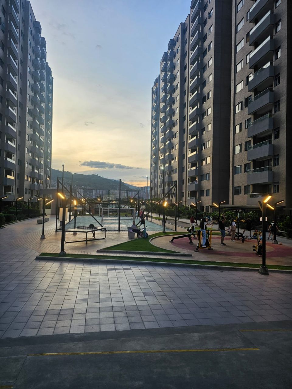 Apartamento en arriendo Antioquia Envigado Las Vegas 88 m2 Habitaciones 3 Baños 2 Garajes 2 Precio $5000000
