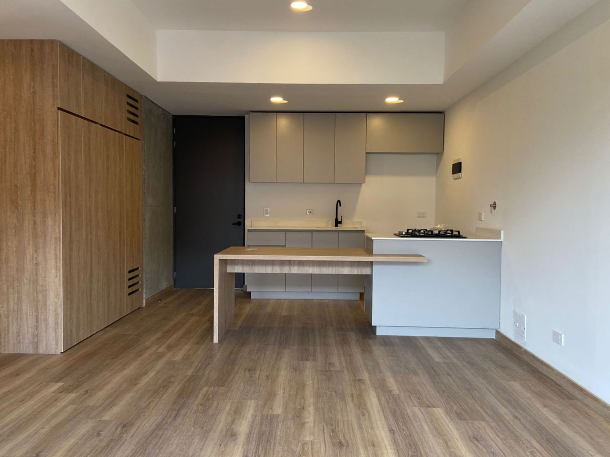 Apartamento en arriendo o venta Antioquia Envigado Las Casitas 72 m2 Habitaciones 2 Baños 2 Garajes 1 Precio venta $650000000 Precio arriendo $3650000