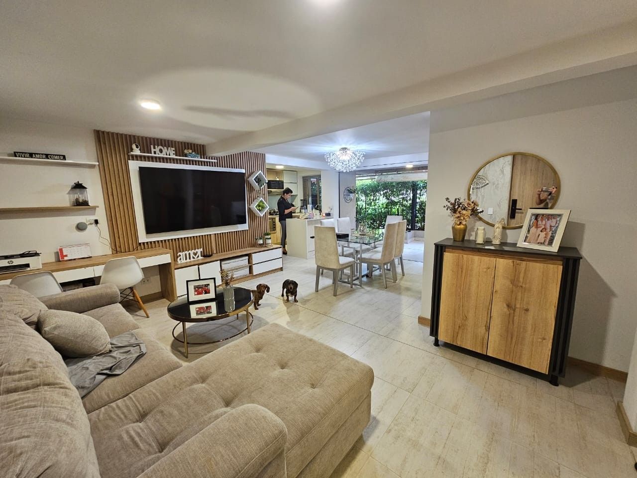Apartamento en venta Antioquia Medellín Loma De Los Bernal 143 m2 Habitaciones 3 Baños 2 Garajes 2 Precio $1150000000