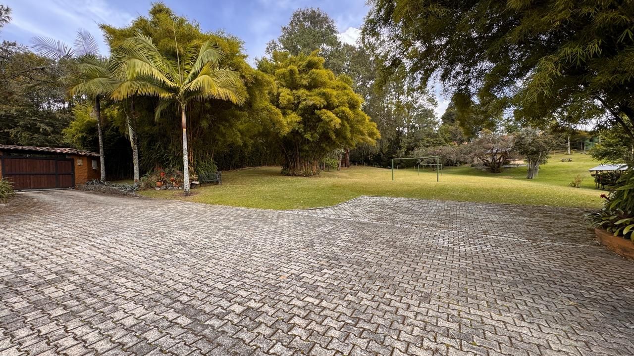 Casa en arriendo Antioquia El Retiro El Retiro 625 m2 Habitaciones 7 Baños 7 Garajes 1 Precio $14000000