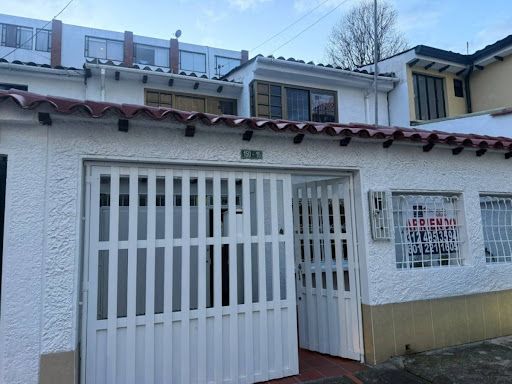 Casa en arriendo Cundinamarca Bogotá Caobos Salazar 224 m2 Habitaciones 3 Baños 3 Garajes 2 Precio $3530000