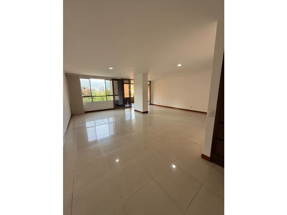 Apartamento en venta Antioquia Medellín Urbanizacion Villa Paula 0 m2 Habitaciones 3 Baños 4 Garajes 2 Precio $1400000000