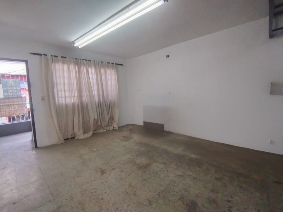 Bodega en arriendo Antioquia Medellín Trinidad 123 m2 Habitaciones 0 Baños 1 Garajes 0 Precio $5090000