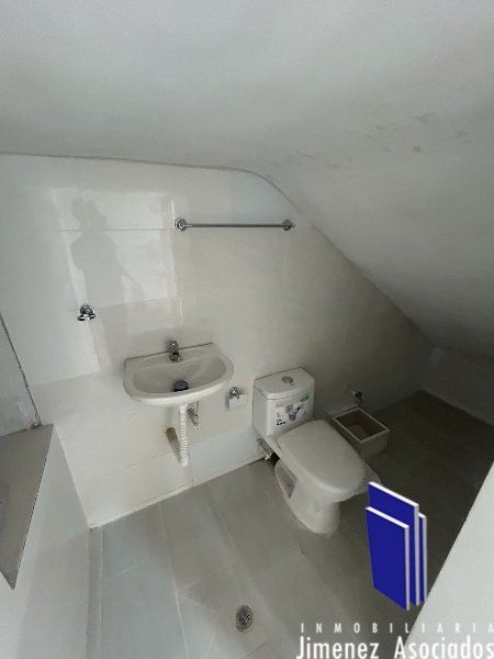 Local en arriendo Antioquia Medellín Barrios De Jesus 92 m2 Habitaciones 0 Baños 1 Garajes 0 Precio $8000000