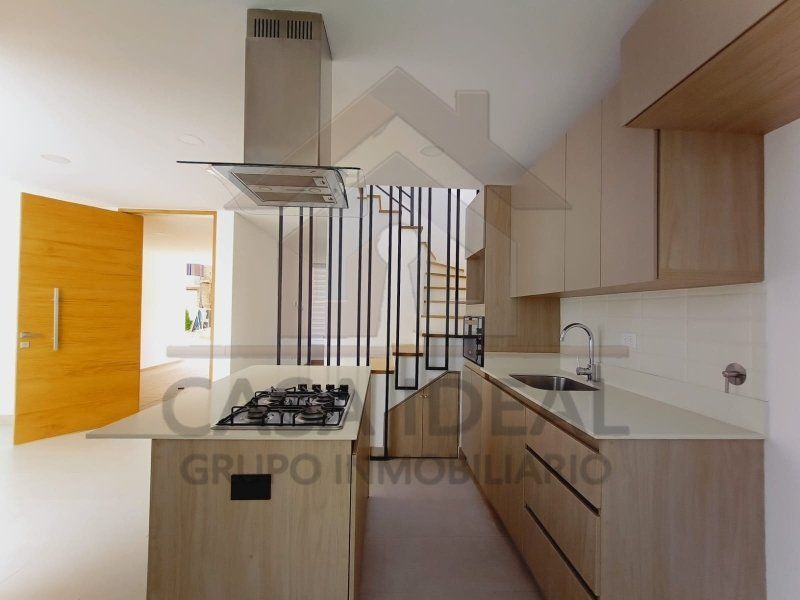 Casa en arriendo Antioquia La Ceja Centro 140 m2 Habitaciones 3 Baños 3 Garajes 0 Precio $3500000