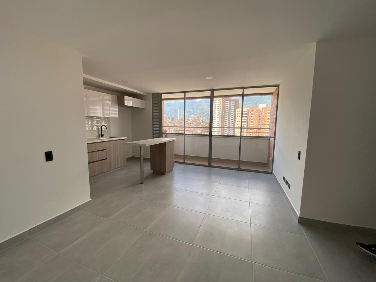 Apartamento en arriendo Antioquia Bello Santa Ana 77 m2 Habitaciones 3 Baños 2 Garajes 1 Precio $3000000