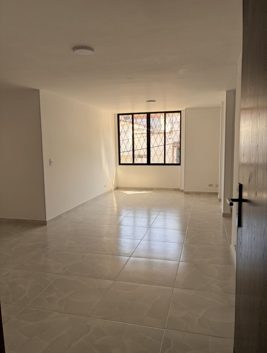 Apartamento en arriendo Santander Bucaramanga La Floresta 115 m2 Habitaciones 3 Baños 2 Garajes 2 Precio $3100000