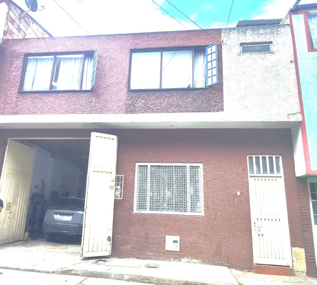 Casa en venta Cundinamarca Bogotá Villa Gladis 280 m2 Habitaciones 6 Baños 5 Garajes 10 Precio $640000000