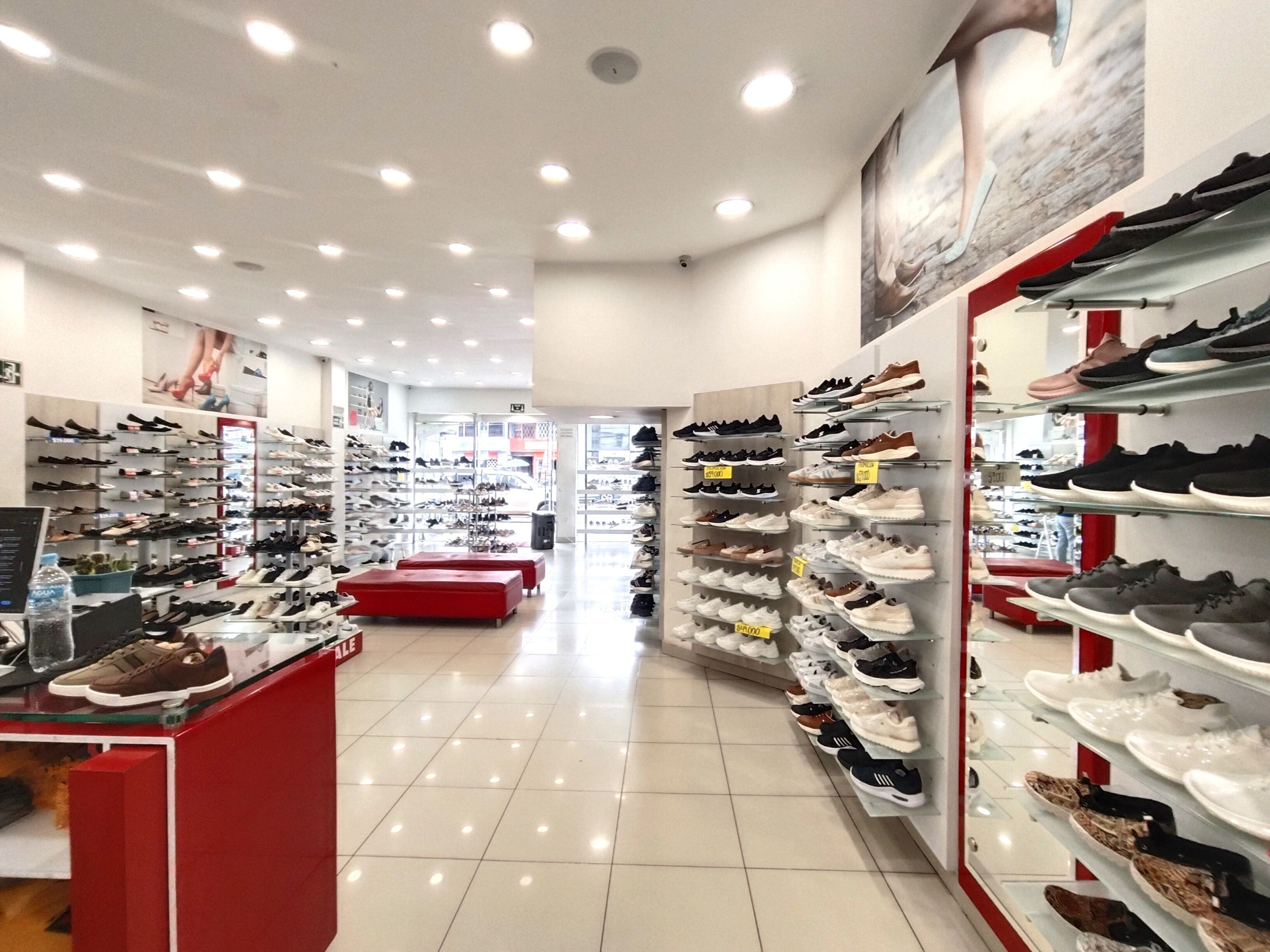 Local Comercial en arriendo o venta Cundinamarca Bogotá Prado Veraniego 666 m2 Habitaciones 6 Baños 6 Garajes 0 Precio venta $3200000000 Precio arriendo $17000000