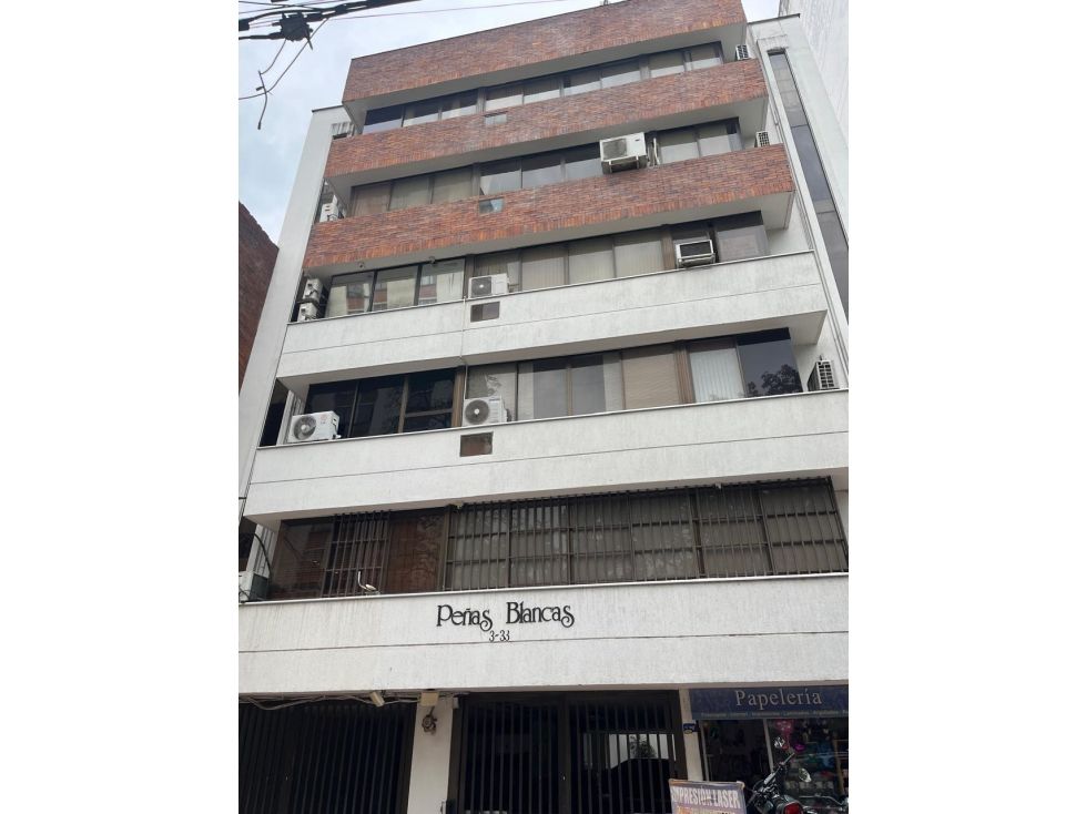 Oficina en venta Valle Del Cauca Cali San Vicente 32 m2 Habitaciones 0 Baños 1 Garajes 2 Precio $170000000