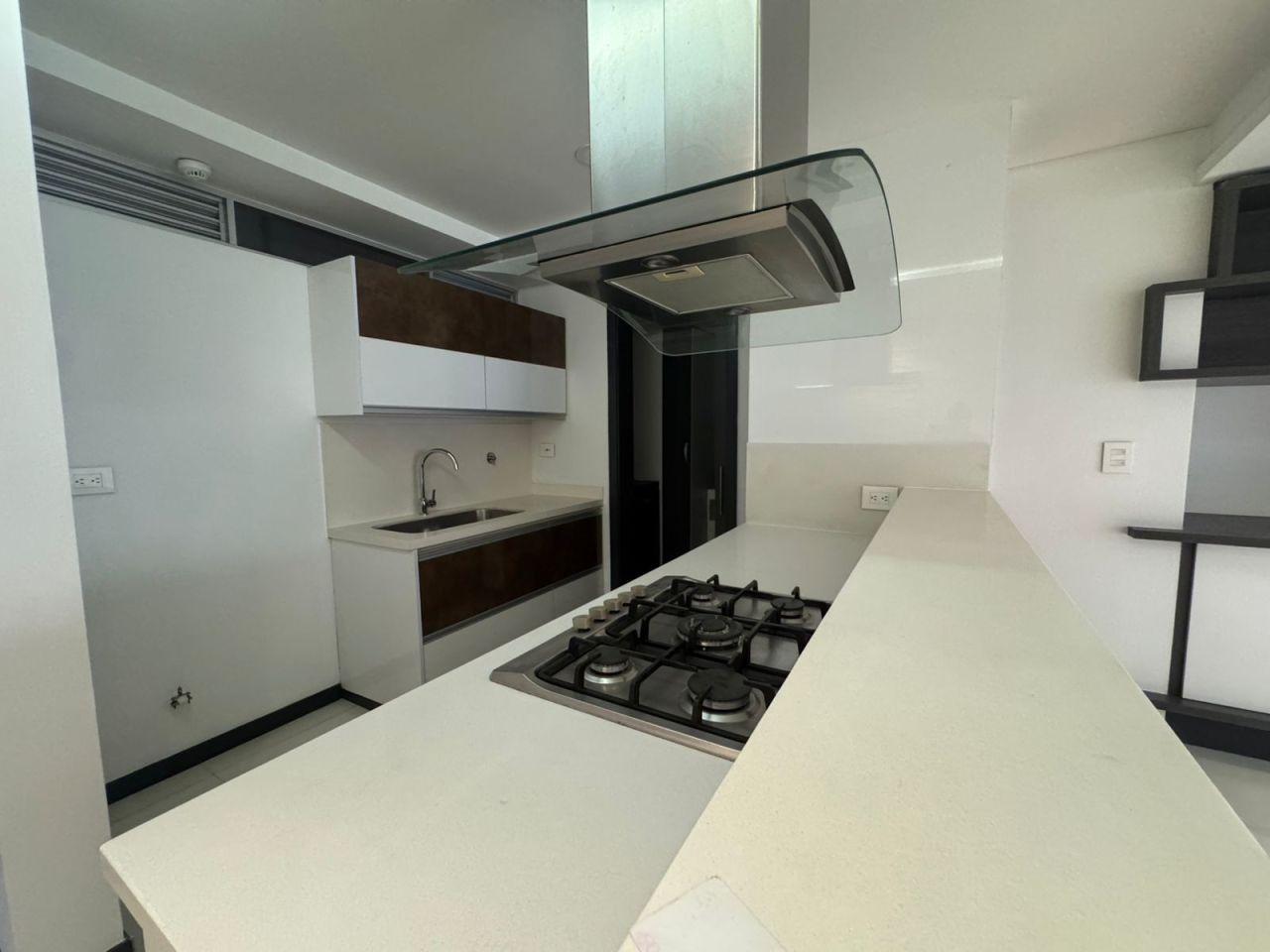 Apartamento en arriendo Risaralda Pereira Pinares De San Martin 92 m2 Habitaciones 3 Baños 3 Garajes 1 Precio $4750000
