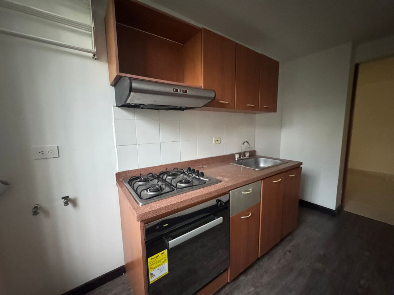 Apartamento en arriendo Risaralda Pereira Popular Modelo 62 m2 Habitaciones 3 Baños 2 Garajes 0 Precio $2500000