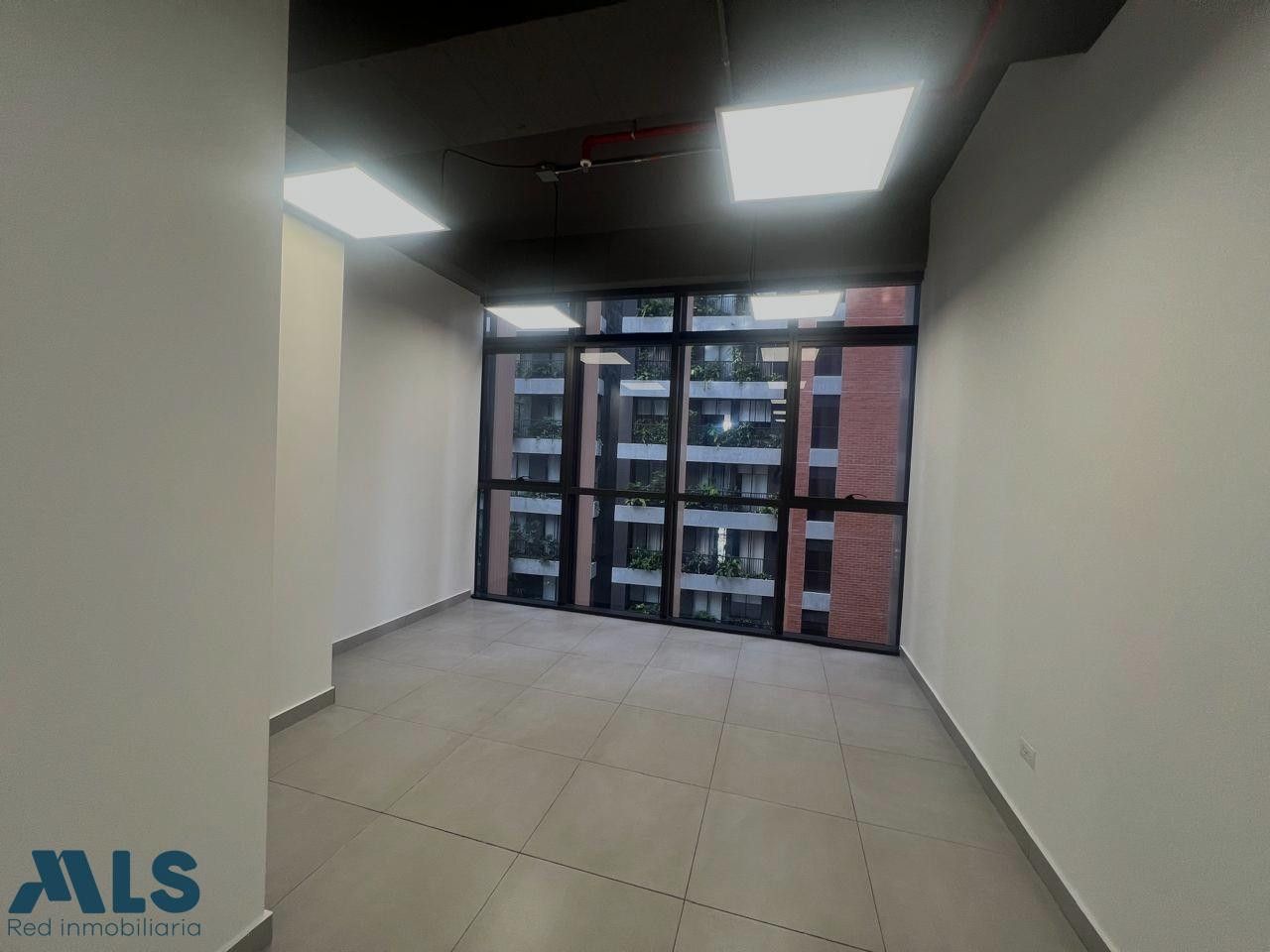 Oficina en arriendo Antioquia Envigado Envigado 35 m2 Habitaciones 0 Baños 1 Garajes 1 Precio $3500000