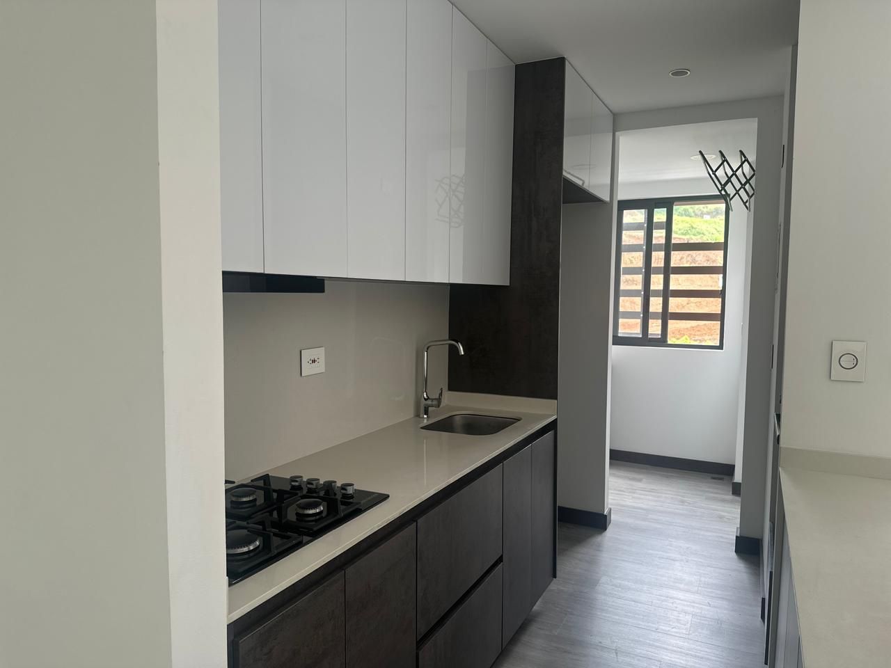 Apartamento en arriendo Risaralda Pereira Pinares De San Martin 98 m2 Habitaciones 3 Baños 2 Garajes 1 Precio $4900000