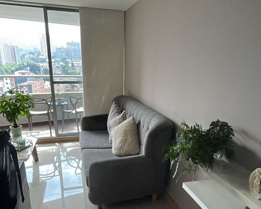 Apartamento en arriendo Antioquia Envigado La Paz 72 m2 Habitaciones 2 Baños 2 Garajes 1 Precio $4650000