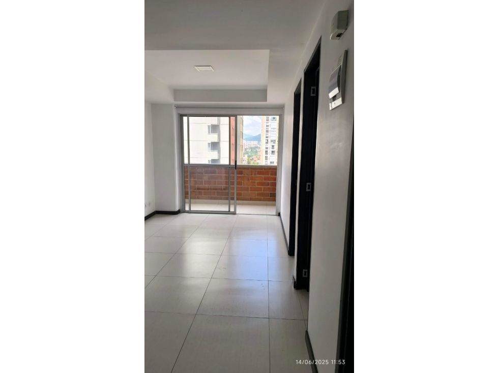 Apartamento en arriendo Antioquia Medellín Los Alpes 42 m2 Habitaciones 2 Baños 1 Garajes 1 Precio $2400000