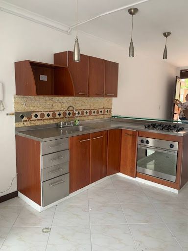 Apartamento en arriendo Antioquia Medellín Asomadera No2 70 m2 Habitaciones 2 Baños 2 Garajes 1 Precio $2400000