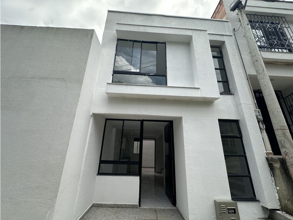 Casa en arriendo Risaralda Dosquebradas Asd 45 m2 Habitaciones 3 Baños 2 Garajes 1 Precio $1400000