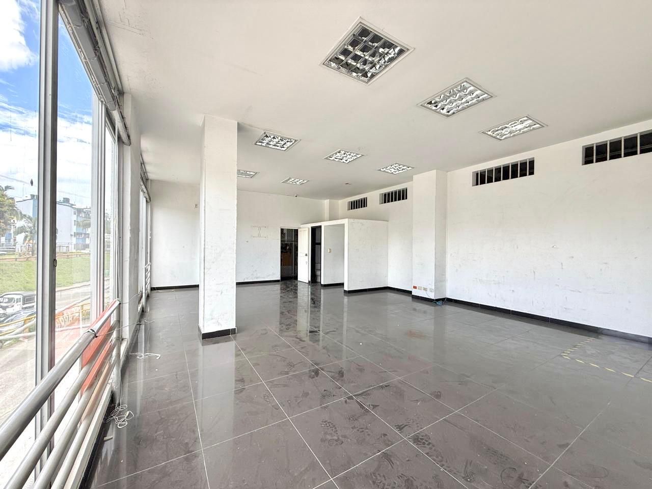 Bodega en arriendo Risaralda Pereira Olaya Herrera 186 m2 Habitaciones 0 Baños 2 Garajes 0 Precio $6800000