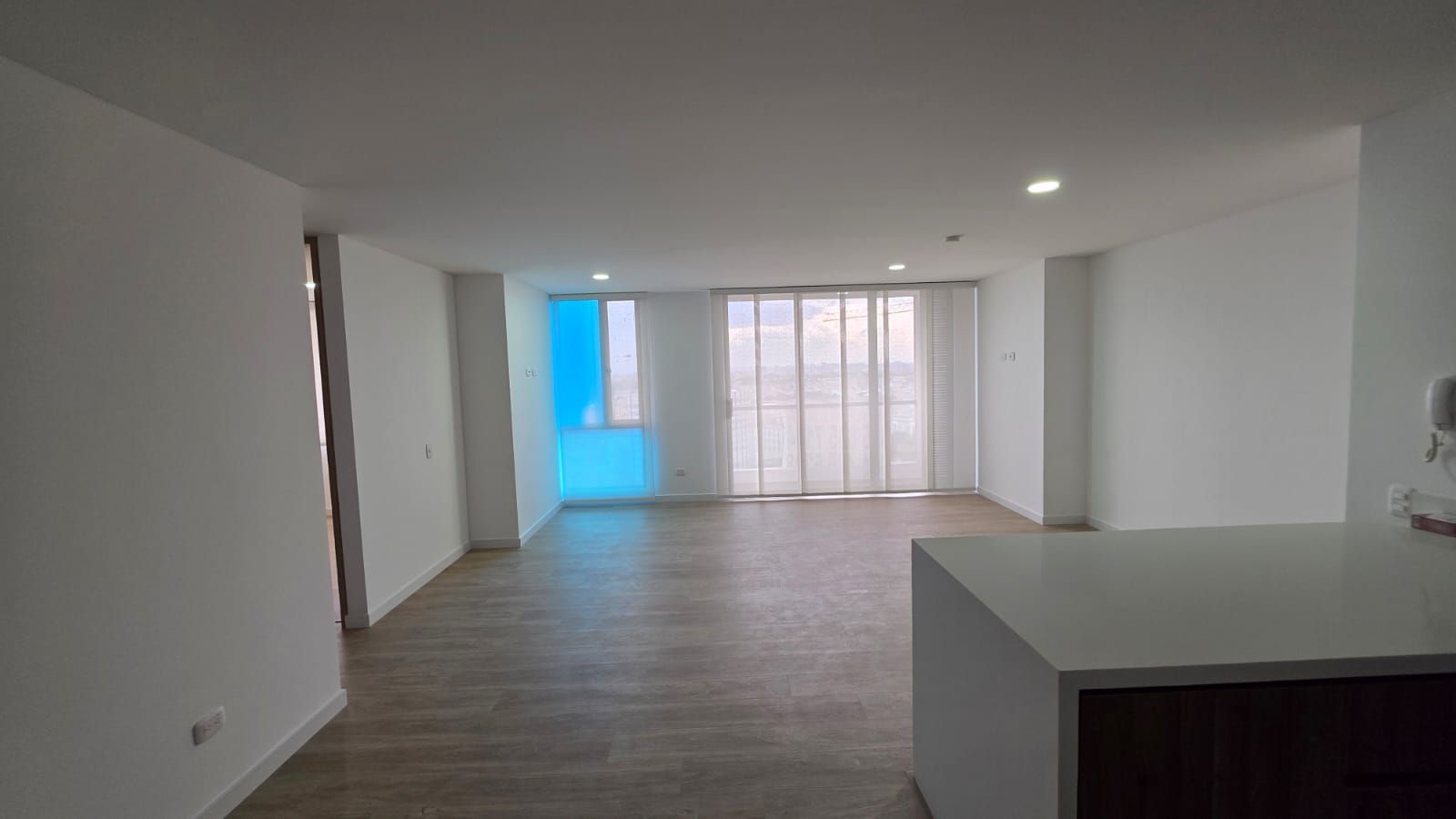 Apartamento en arriendo Cundinamarca Bogotá El Vervenal 90 m2 Habitaciones 2 Baños 2 Garajes 1 Precio $3860000