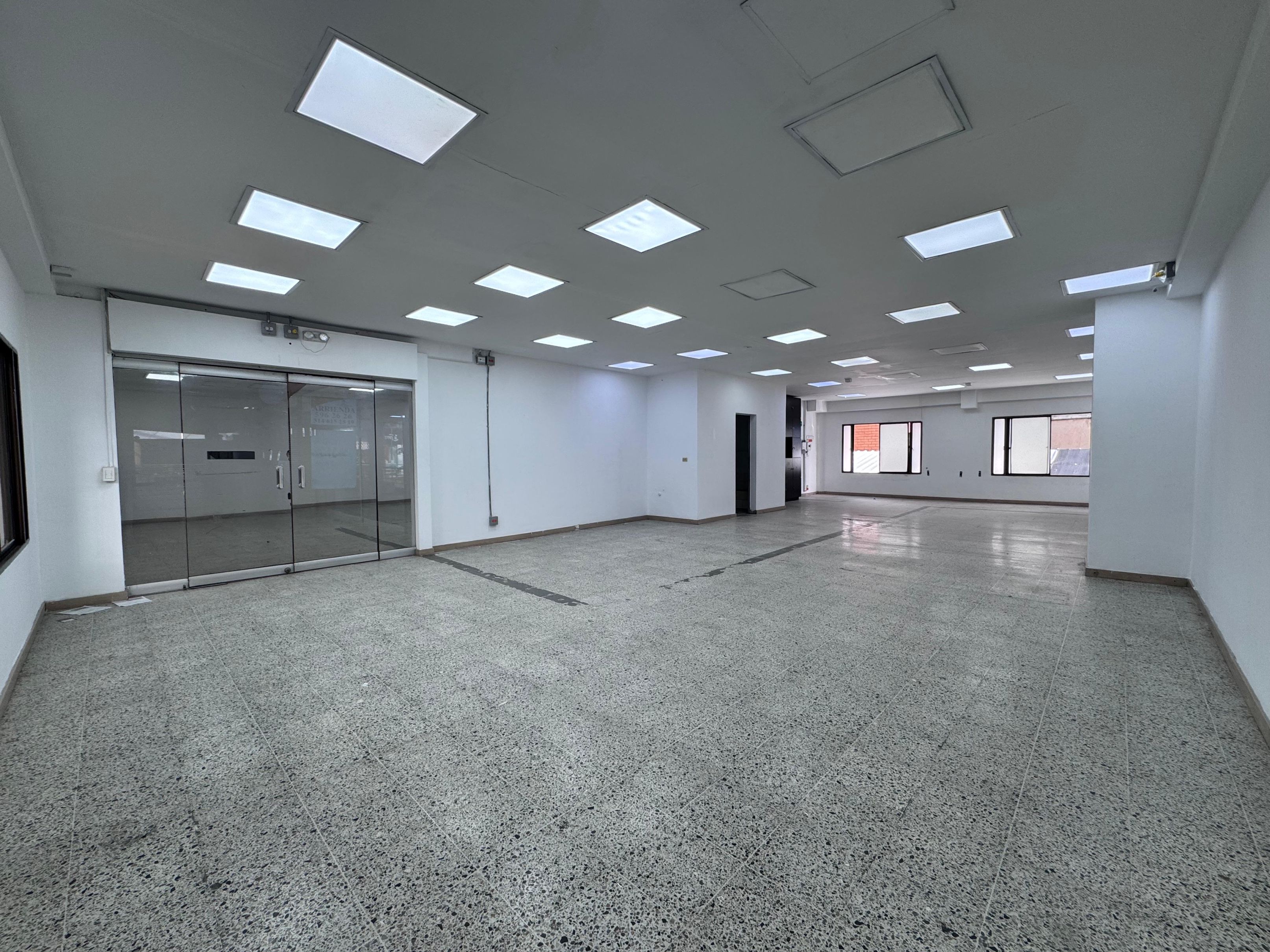 Local en arriendo Antioquia Itagüí Santa Maria Et Iii 120 m2 Habitaciones 0 Baños 1 Garajes 0 Precio $7800000