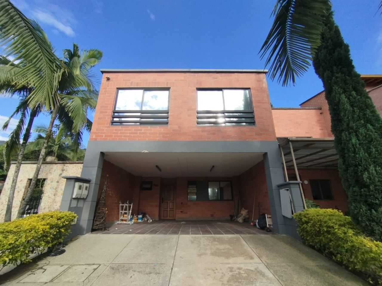 Casa en arriendo Antioquia Envigado Zúñiga 210 m2 Habitaciones 3 Baños 5 Garajes 0 Precio $15000000