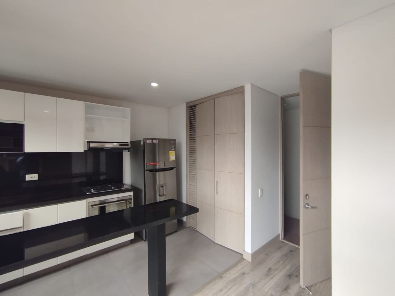 Apartaestudio en arriendo Cundinamarca Bogotá Las Nieves 40 m2 Habitaciones 1 Baños 1 Garajes 0 Precio $2300000