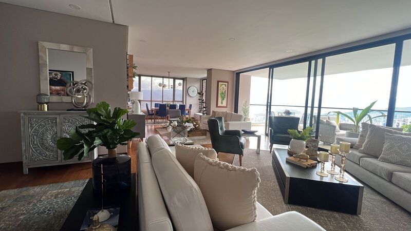 Apartamento en venta Antioquia Medellín Corazon De Jesus 293 m2 Habitaciones 3 Baños 4 Garajes 4 Precio $2950000000