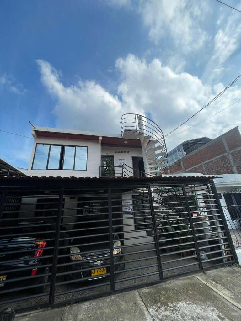 Casa en arriendo Valle Del Cauca Cali El Diamante 90 m2 Habitaciones 3 Baños 1 Garajes 0 Precio $800000