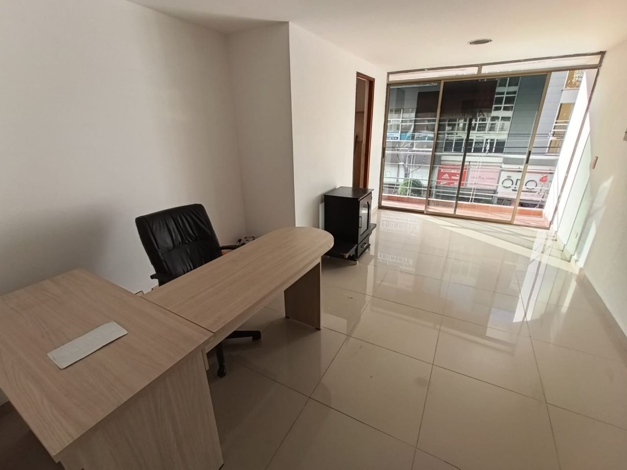 Oficina en arriendo Antioquia Bello Sc El Consumo 26 m2 Habitaciones 0 Baños 1 Garajes 0 Precio $2000000