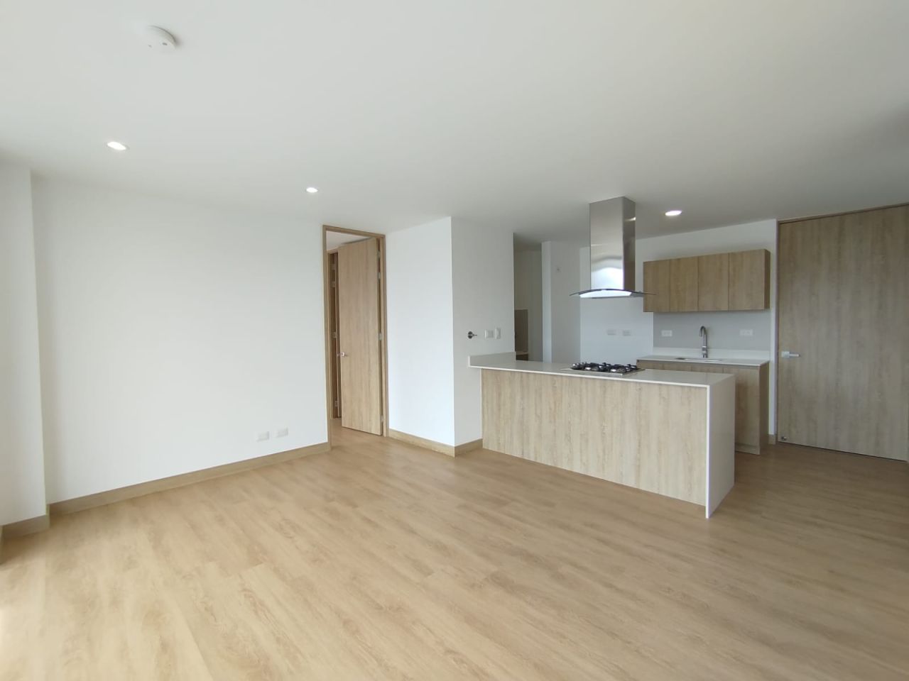 Apartamento en arriendo Antioquia Rionegro Centro 74 m2 Habitaciones 2 Baños 2 Garajes 2 Precio $3100000