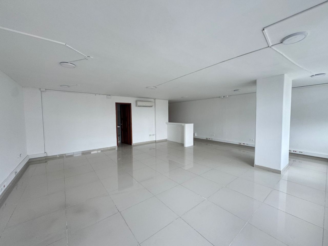 Oficina en arriendo Risaralda Pereira San Jose 63 m2 Habitaciones 0 Baños 1 Garajes 1 Precio $3000000
