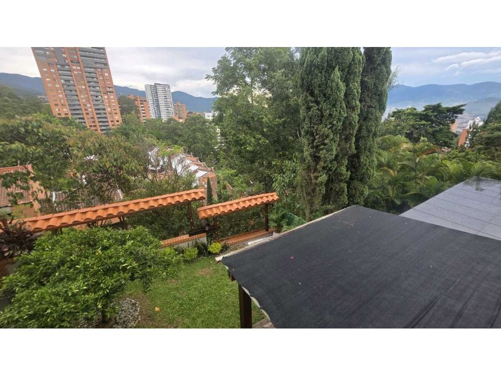 Casa en venta Antioquia Medellín Los Balsos No 1 240 m2 Habitaciones 4 Baños 5 Garajes 2 Precio $1400000000