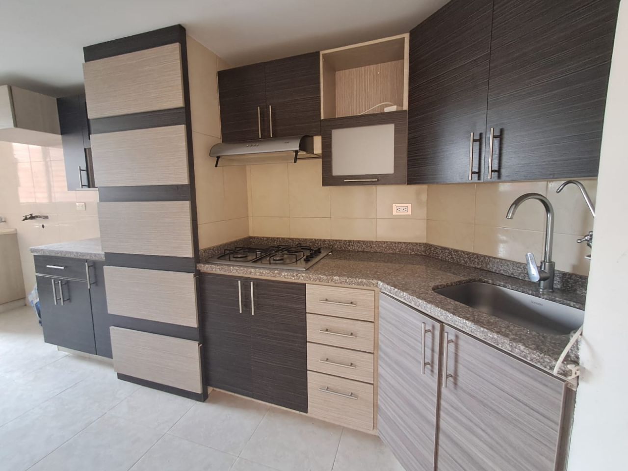 Apartamento en arriendo Risaralda Pereira Los Alamos 97 m2 Habitaciones 3 Baños 2 Garajes 1 Precio $3600000