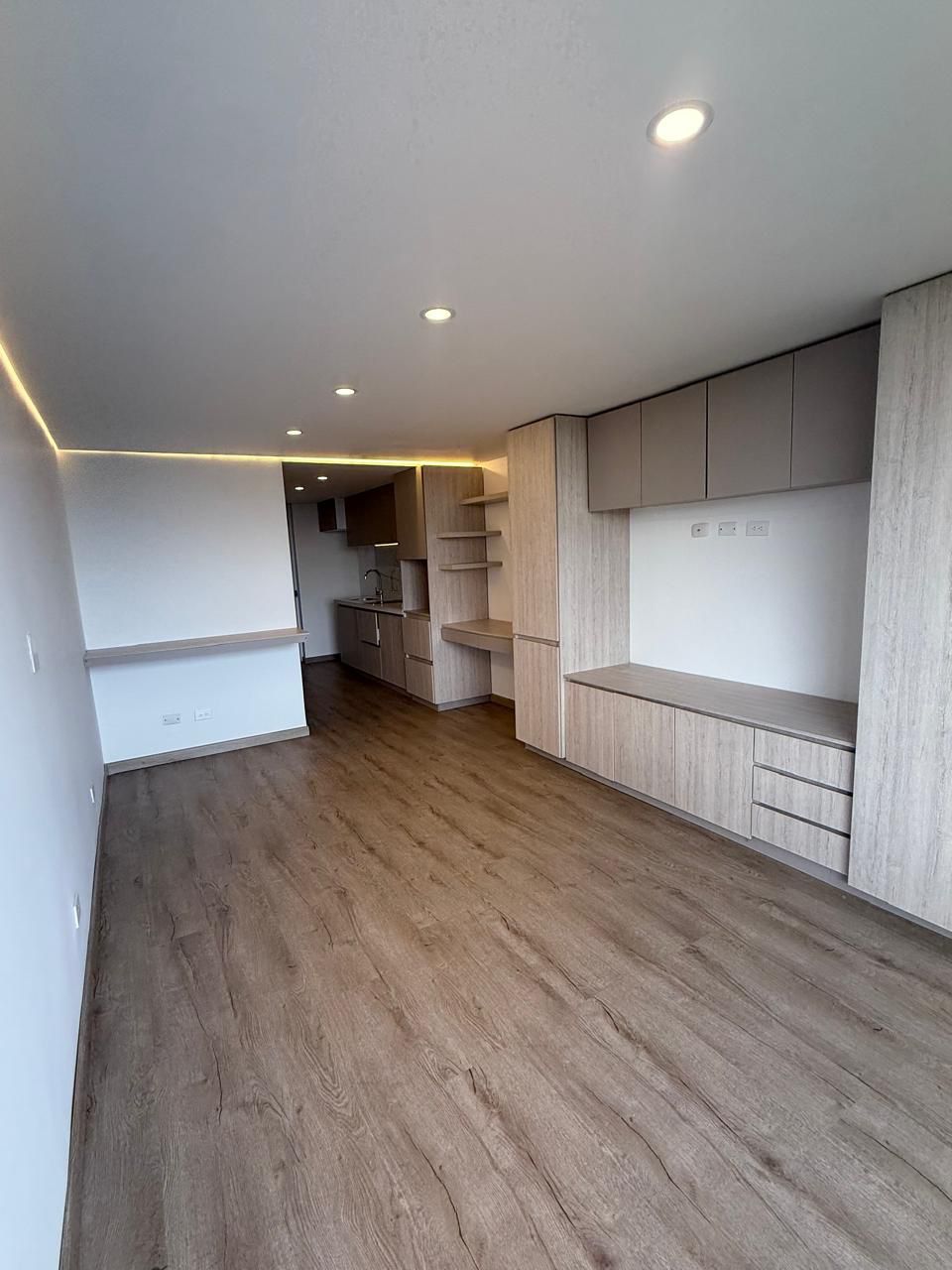Apartaestudio en arriendo Cundinamarca Bogotá Normandia Occidental 30 m2 Habitaciones 1 Baños 1 Garajes 0 Precio $1800000