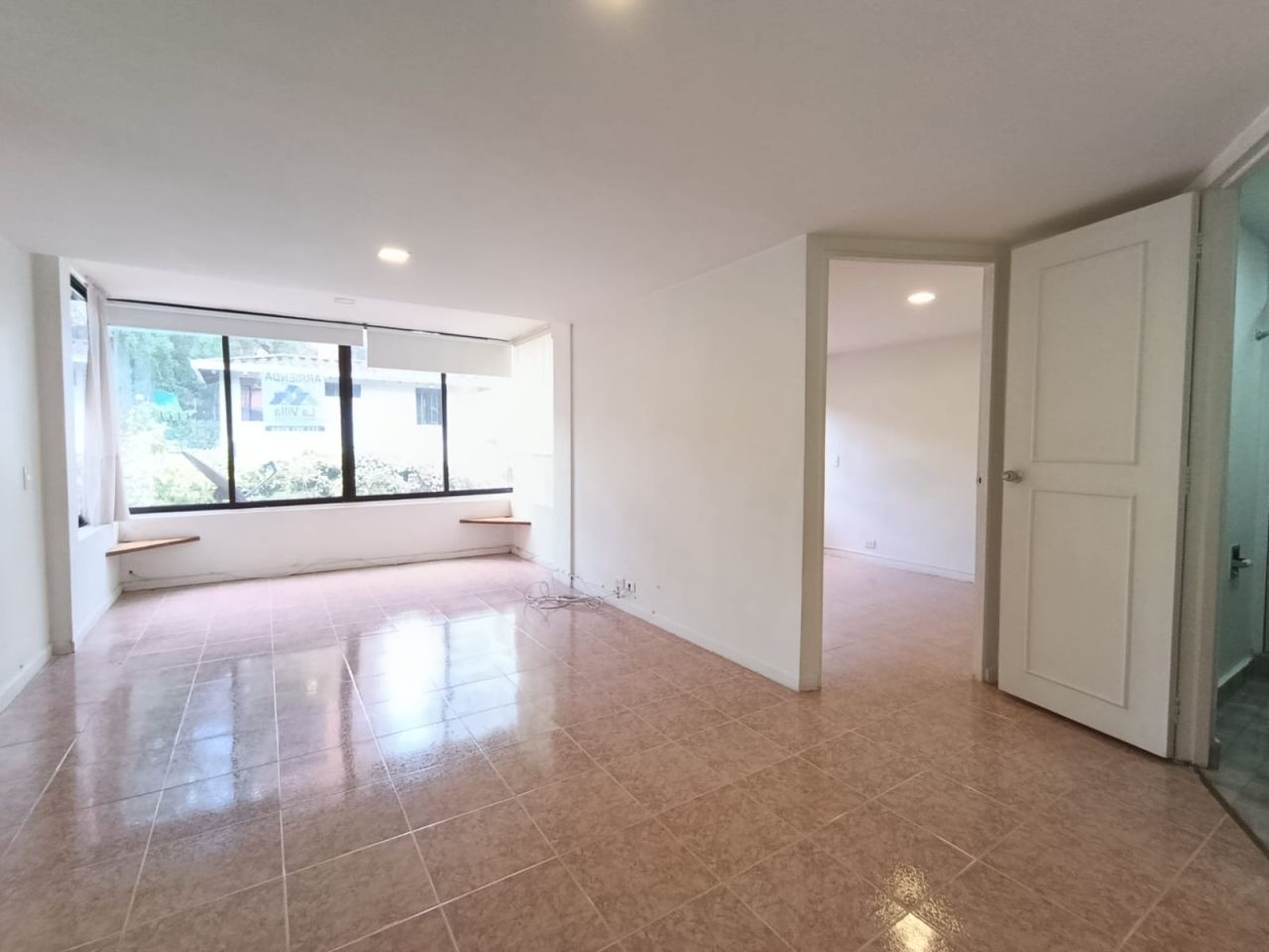 Apartaestudio en arriendo Antioquia Medellín El Diamante No 2 43 m2 Habitaciones 1 Baños 1 Garajes 1 Precio $2500000