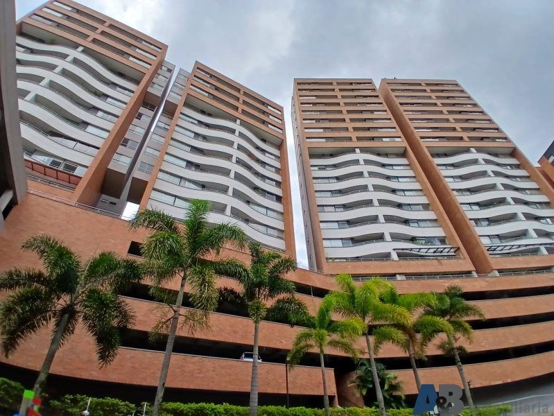 Apartamento en arriendo Antioquia Envigado Uribe Ángel 74 m2 Habitaciones 2 Baños 2 Garajes 0 Precio $3700000