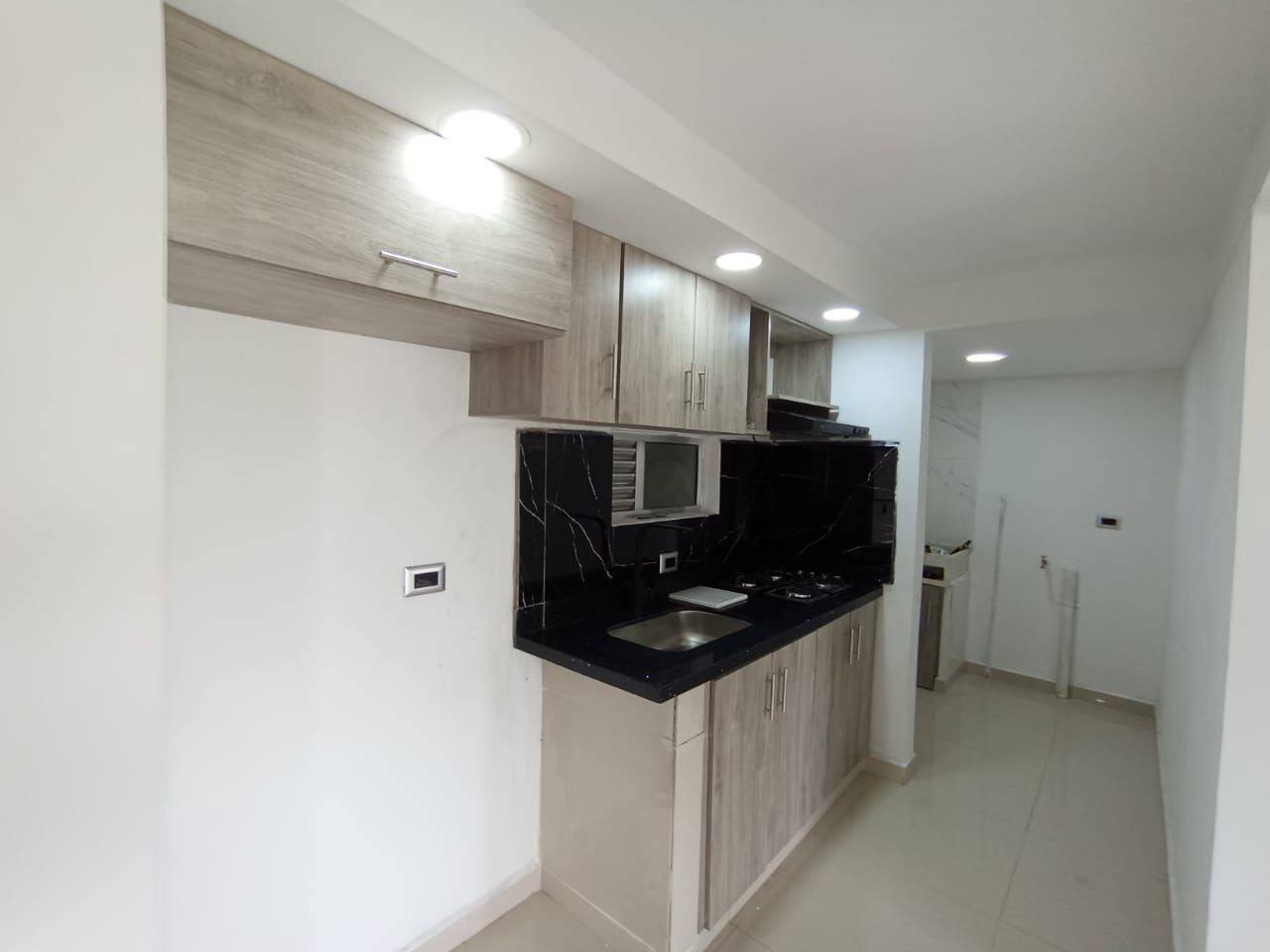 Apartamento en arriendo Antioquia Medellín La Colina 60 m2 Habitaciones 2 Baños 1 Garajes 0 Precio $1700000