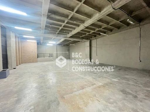 Bodega en arriendo Antioquia Itagüí Santa Maria Et Ii 2000 m2 Habitaciones 0 Baños 4 Garajes 2 Precio $62000000
